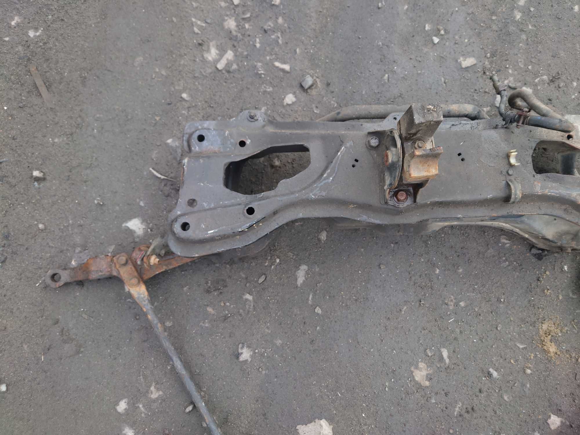 Honda Prelude V 2.0 B Sanki Wózek Belka Kołyska Przód Trawers