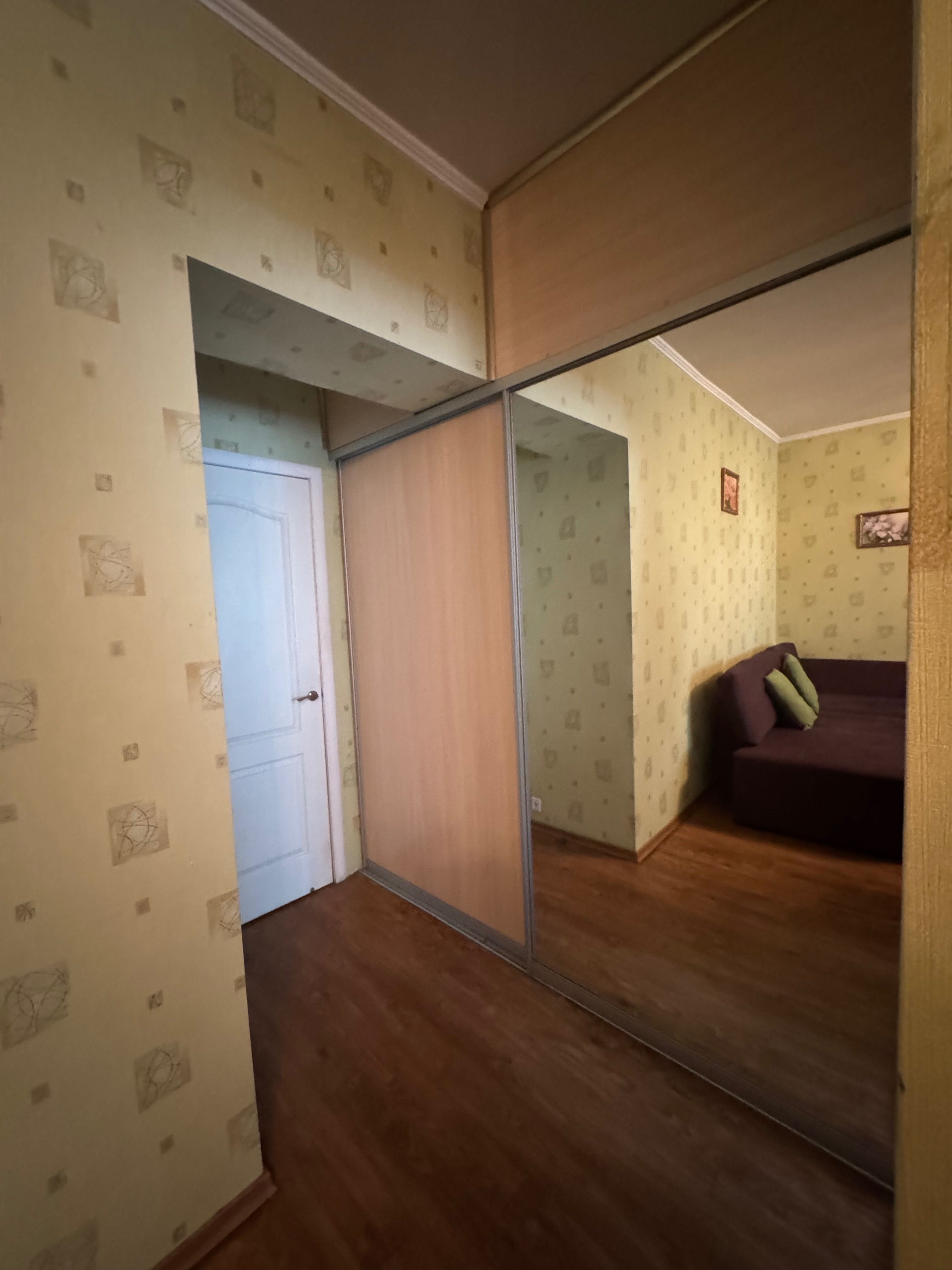 Сдам 3-х комнатную квартиру в центре