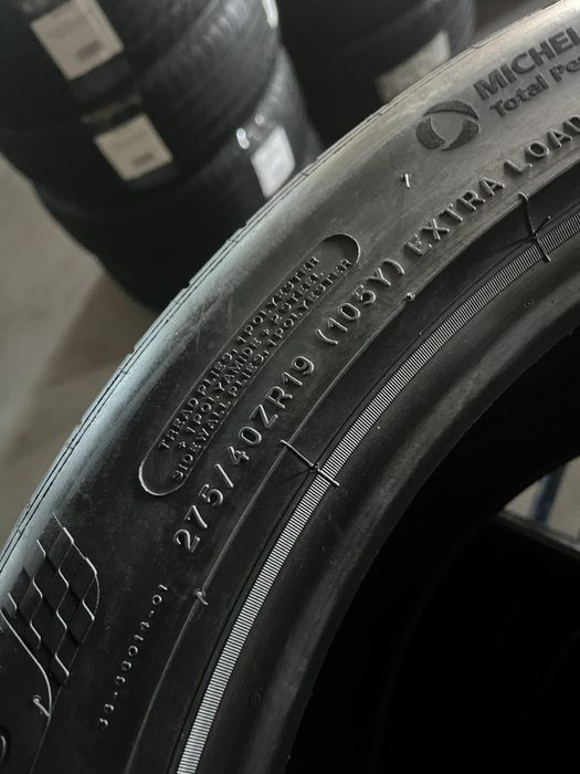 275/40/19+255/40/19 R19 Michelin Pilot Sport 4S 4шт нові