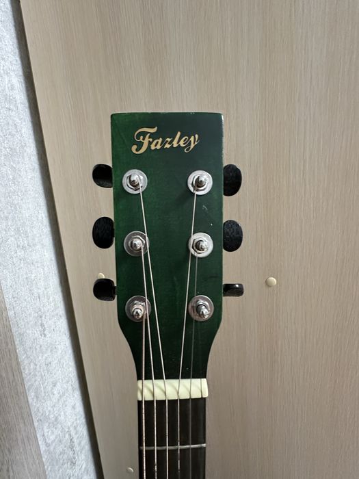 Продам гітару Fazley