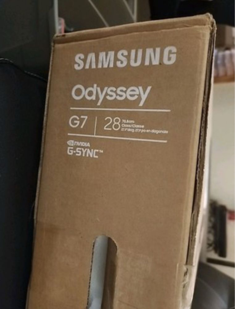 Monitor Samsung Odissey G7 LS28BG700EPXEN 28” Led IPS UltraHD 4K 144hz