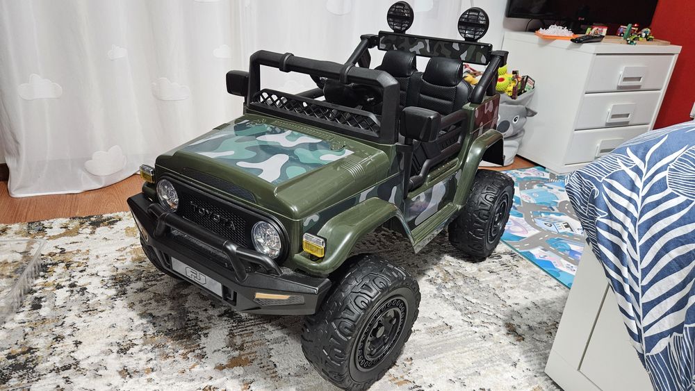 Carro eléctrico para criança