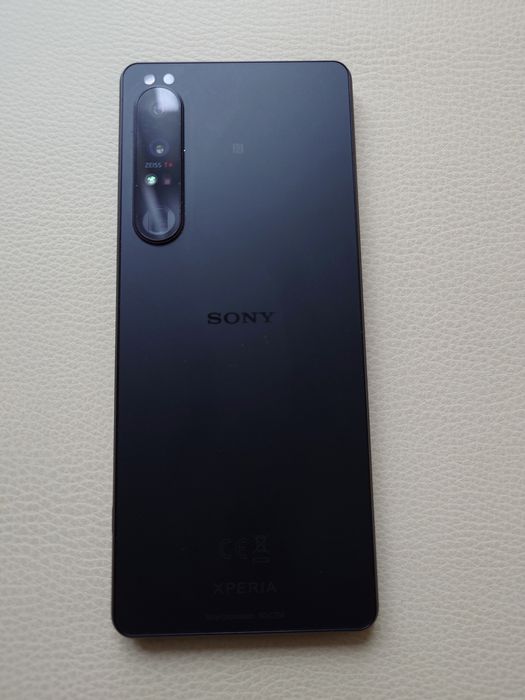 Sony Xperia 1 IV + gratis Sony Xperia M4 Aqua