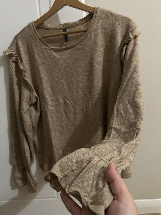 Rozciagliwy cienki sweterek stradivarius L