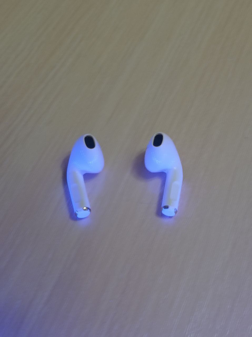 Бездротові навушники Pro 4 TWS
