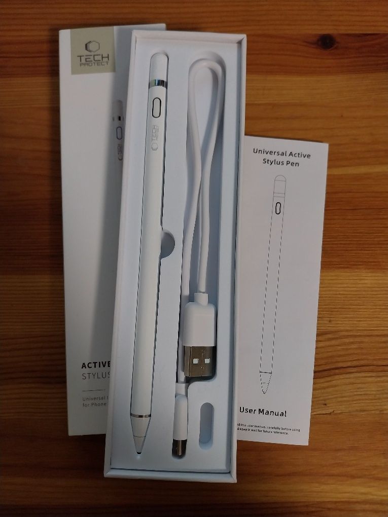 Tablet Samsung Galaxy A9+, etui z klawiatura + rysik