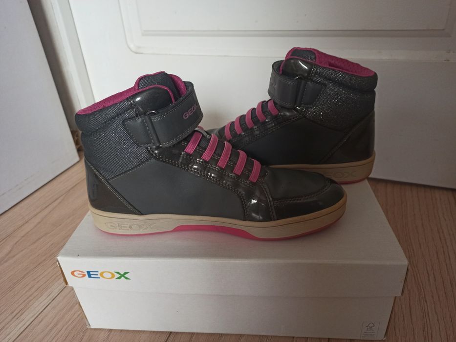 Кросівки високі осінні Geox 39р для дівчинки, черевики, напівчоботи