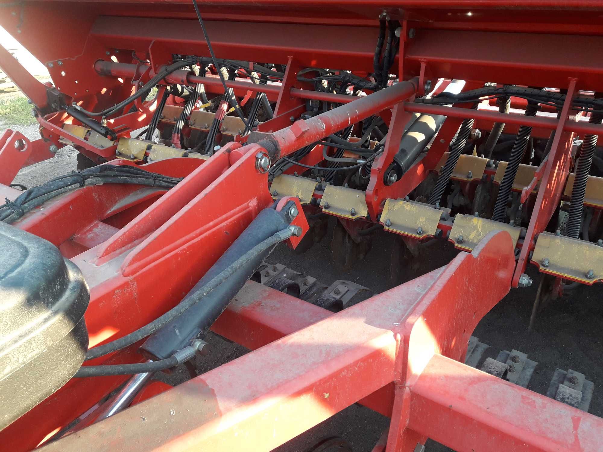 Agregat uprawowo siewny Vaderstad Rapid 400S