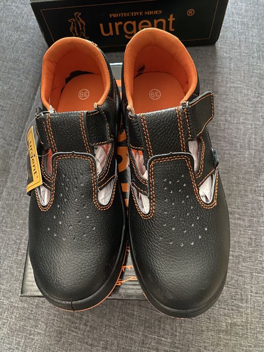 Жіночі робочі кросівки