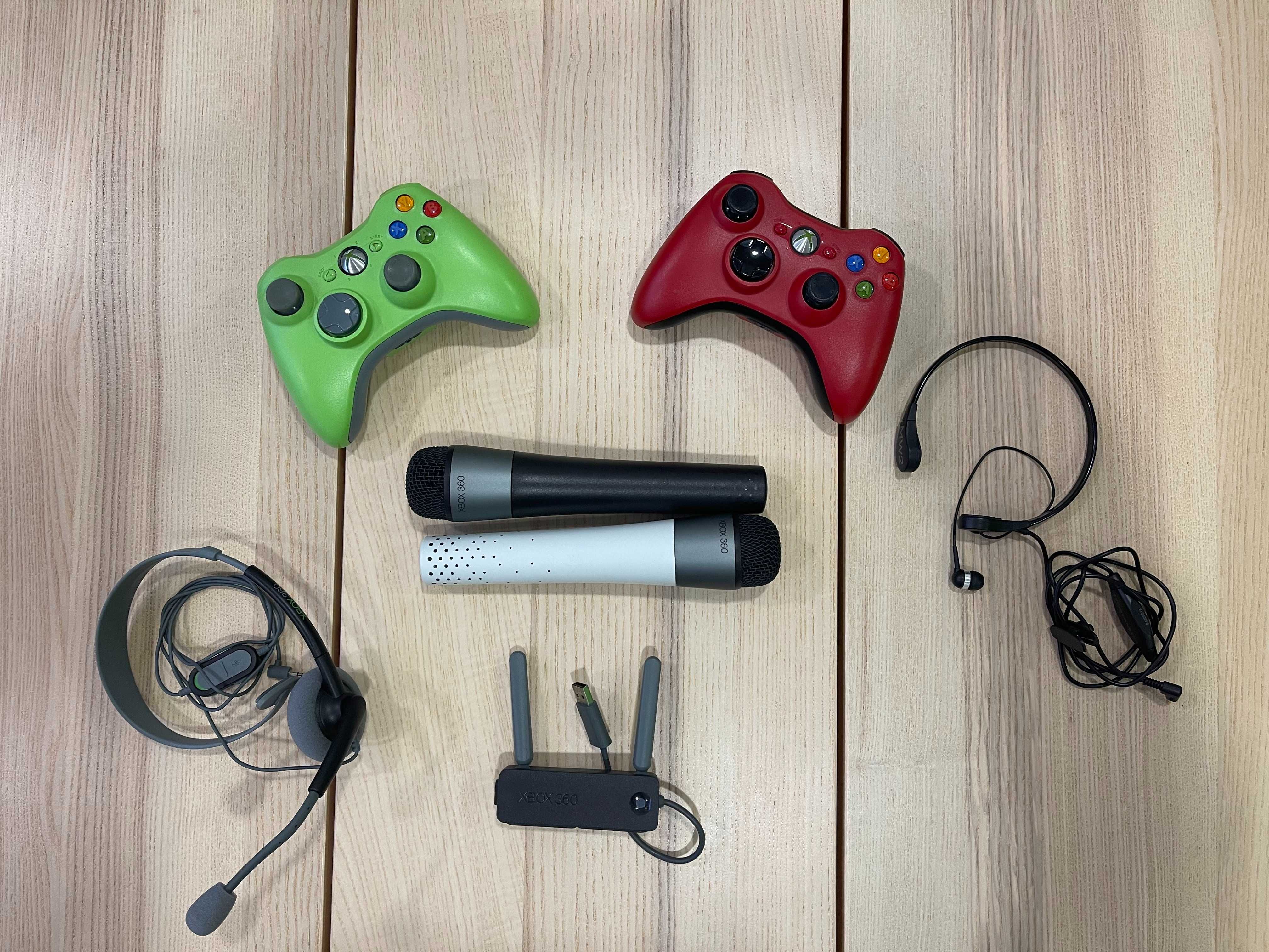 XBOX 360 c/muitos acessórios