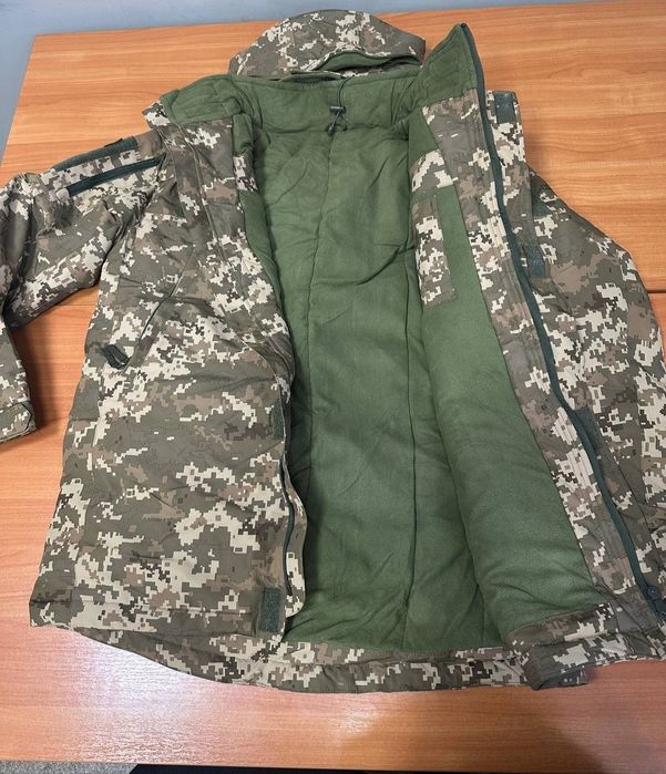 Бушлат зимовий р.52 5 зрост