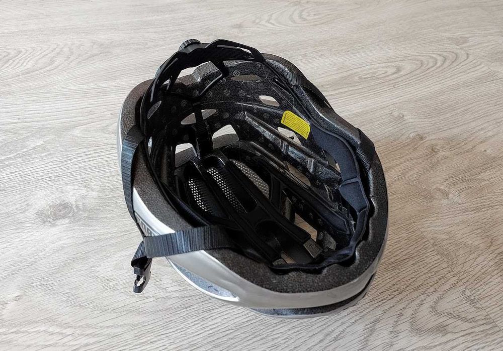 Шлем велосипедный Abus  AirBreaker, легкий, с сеткой