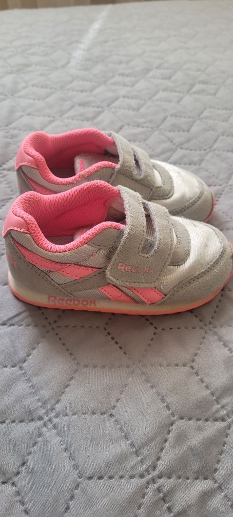 Кросівки для дівчинки Reebok