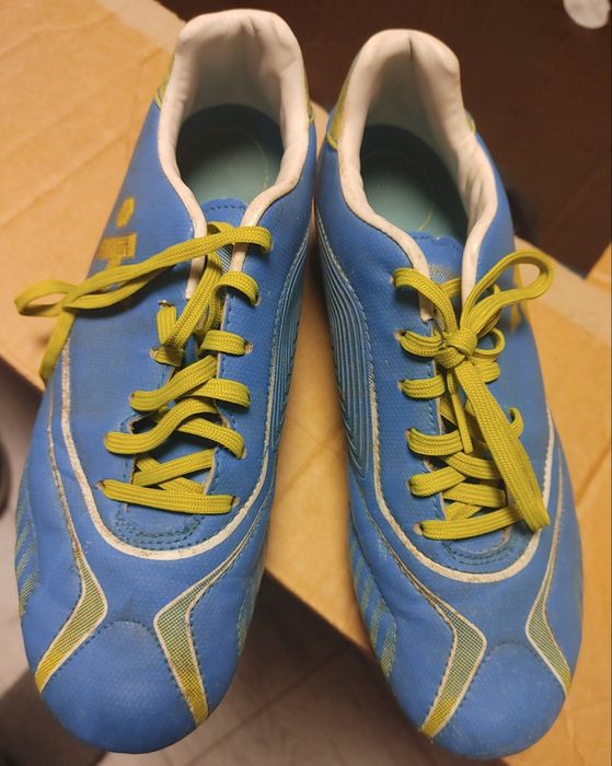 Kipsta buty piłkarskie korki 37