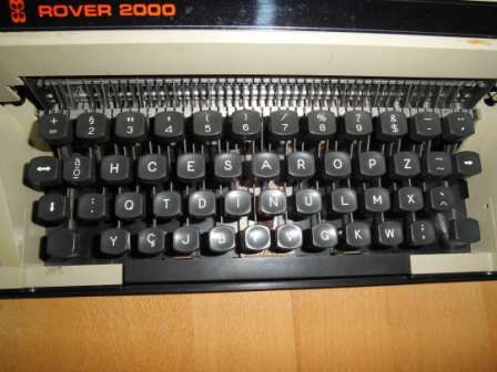 Maquina escrever rover 2000