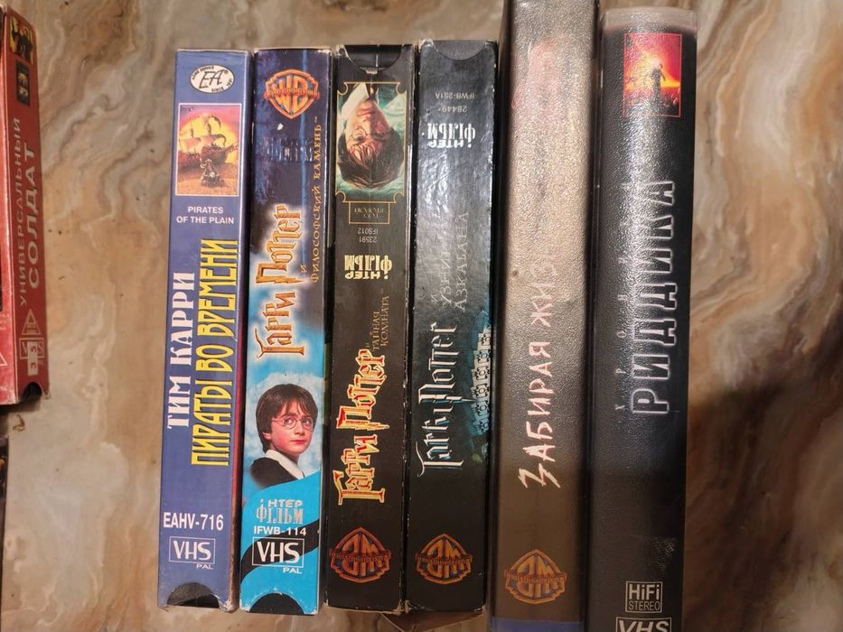 Видеокассеты с фильмами-2