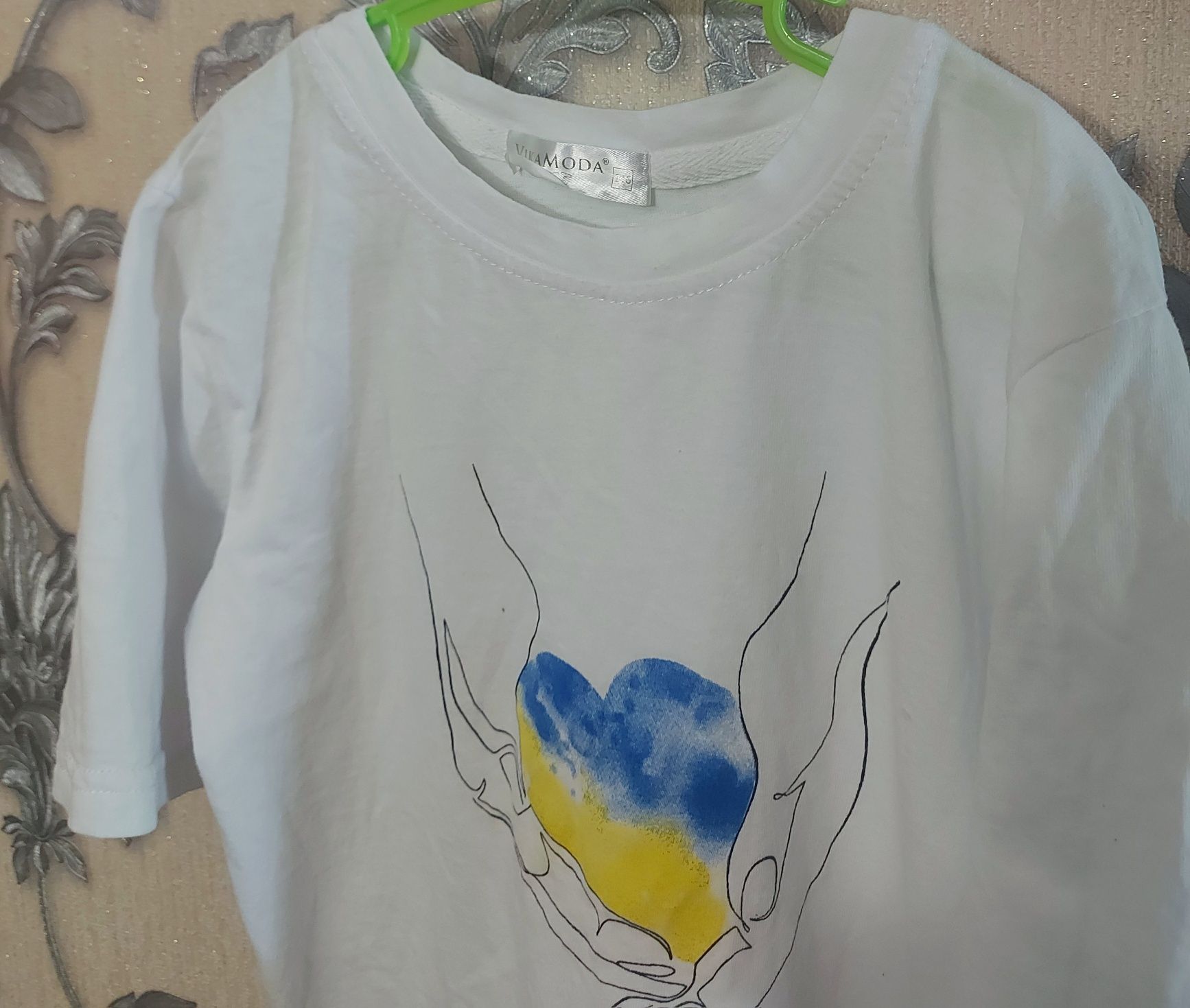 Футболка на девочку