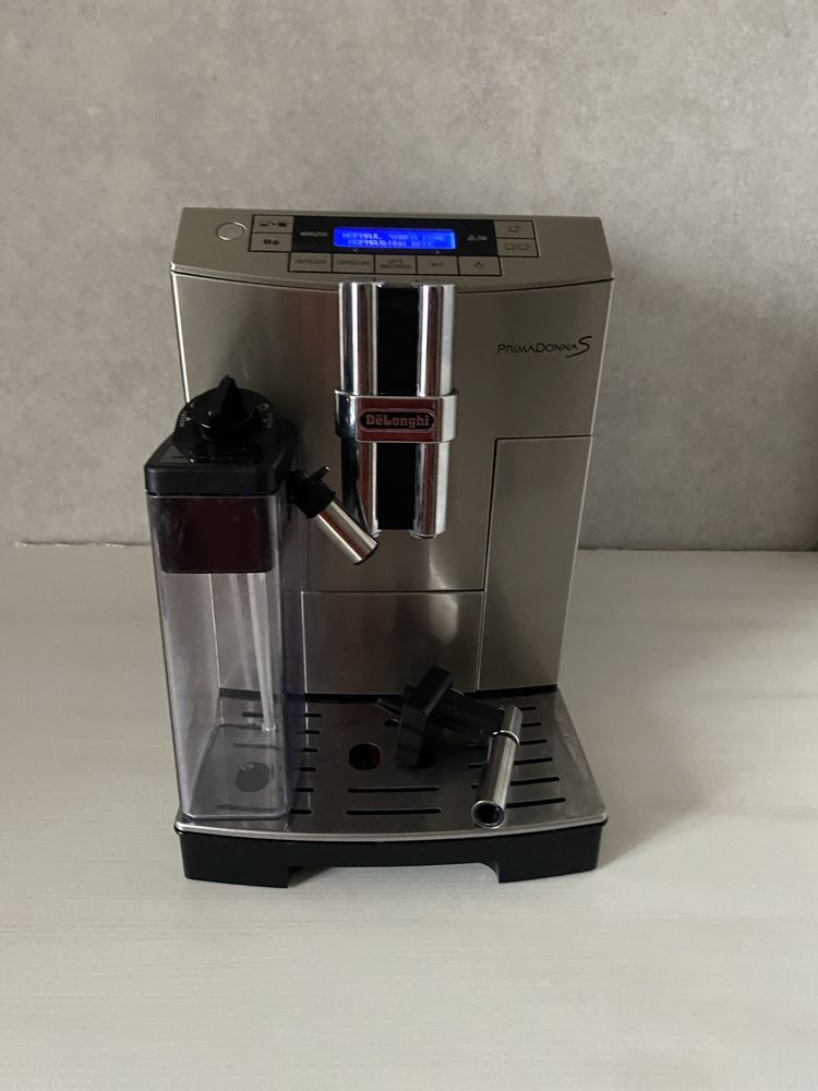 Кавомашина DeLonghi Primadonna S Cappuccino є Вибір
