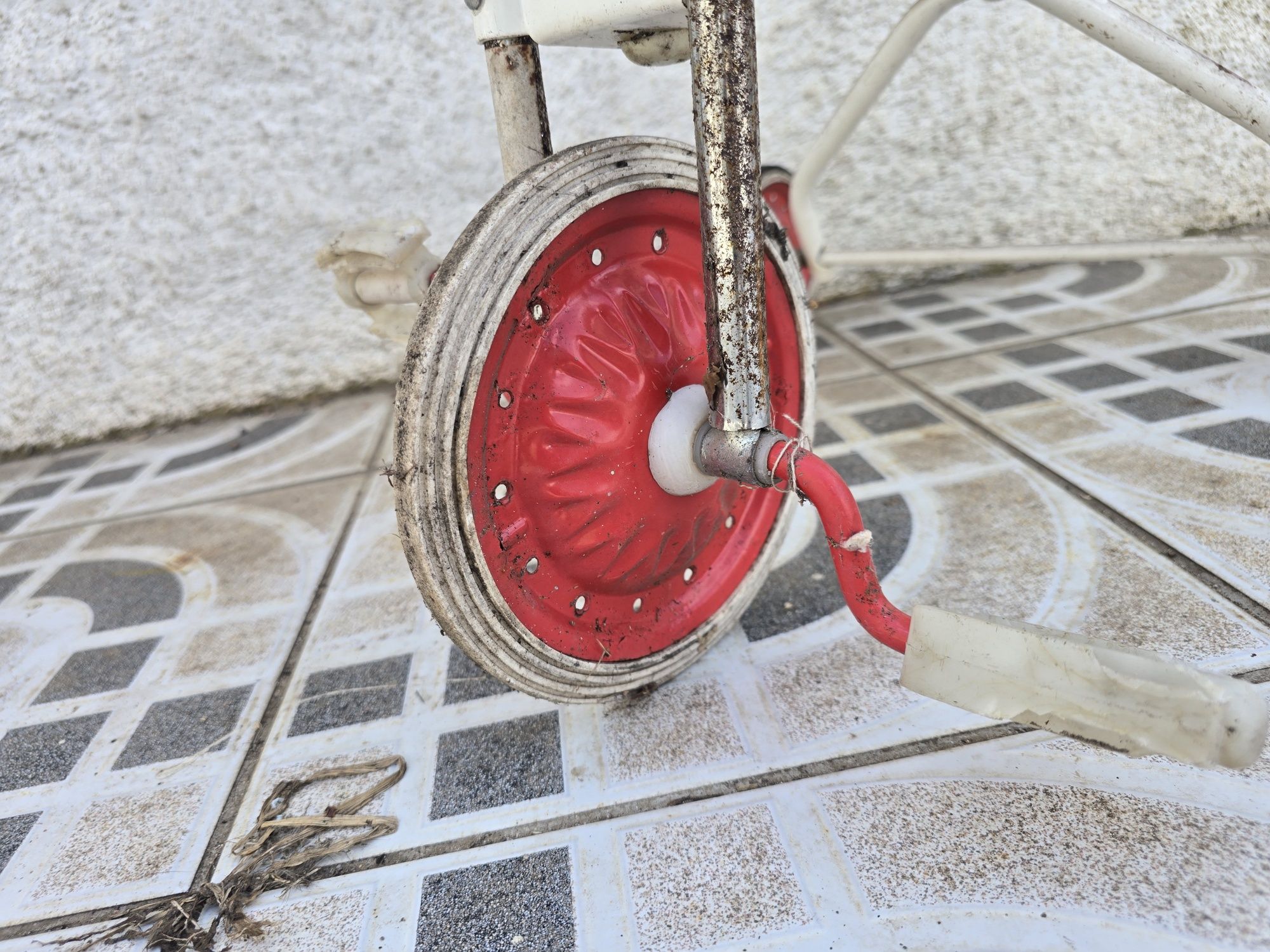 Triciclo Antigo estimado