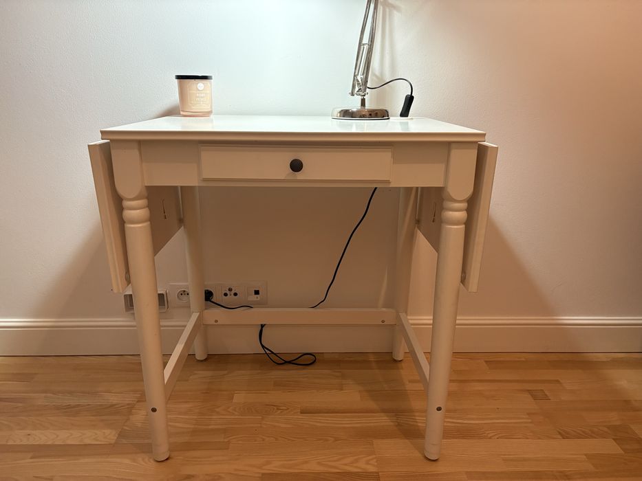 Biurko rozkladane z szufladą Ikea