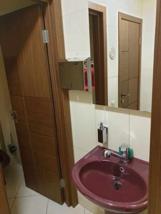 Здам кабінет в центрі города Фабра(Серова)