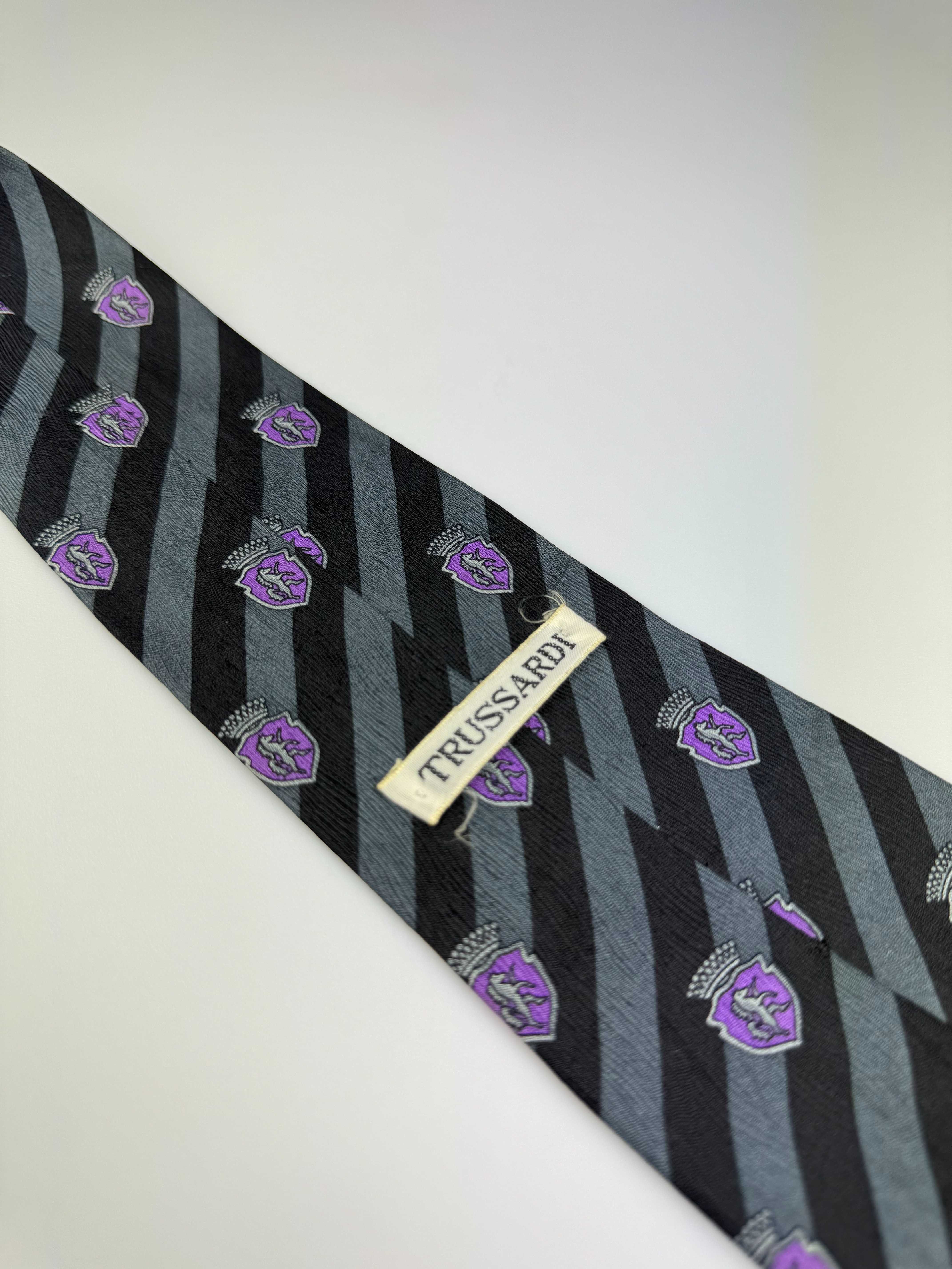 Trussardi szary jedwabny krawat w paski herby m25