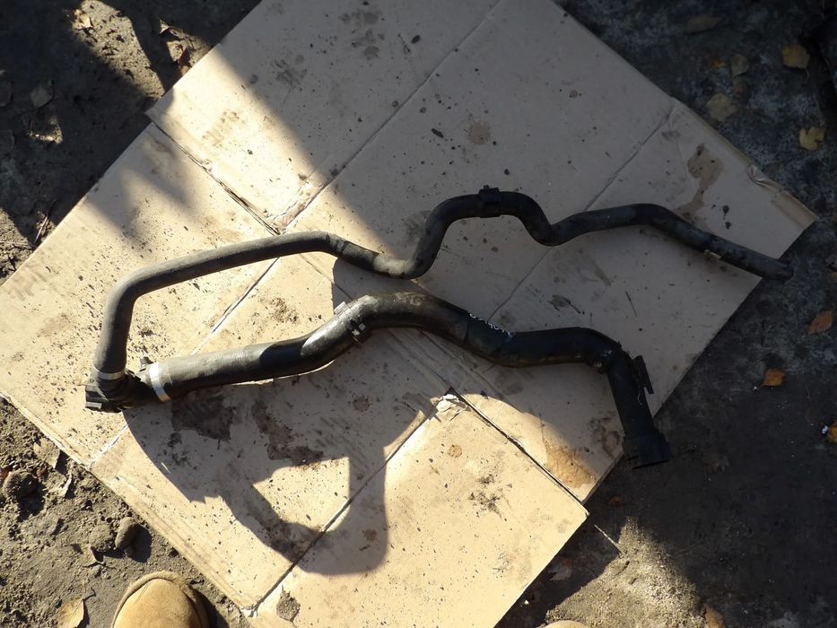 BMW - F20,F21 - RURA , PRZEWÓD CHŁODNICY WODY - 8514077