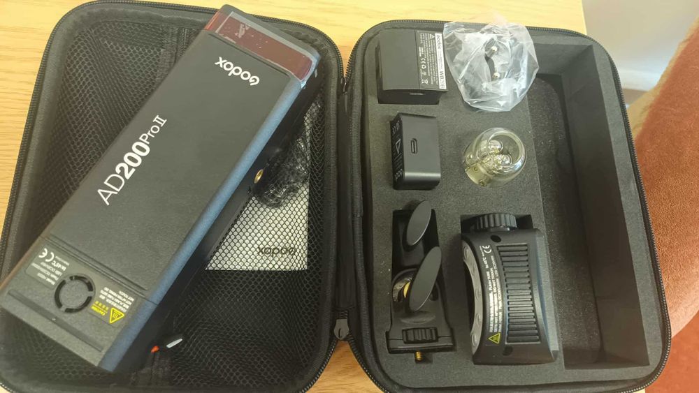 Nowa lampa Godox ad200pro II