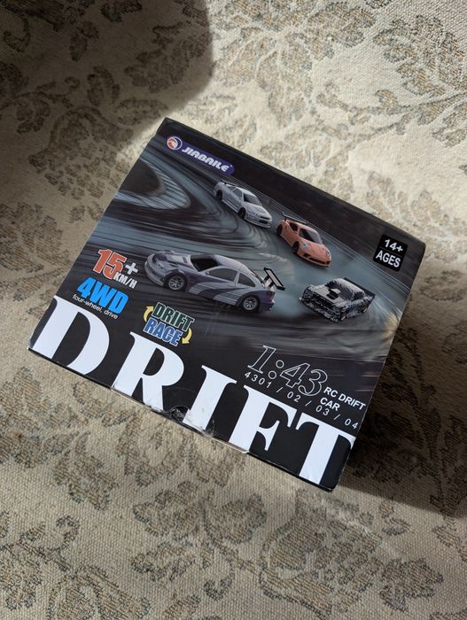 Новая rc машинка на радиоуправлении 1/43 для дрифта