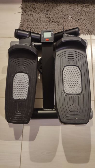 Steper do ćwiczeń w idealnym stanie mało używany