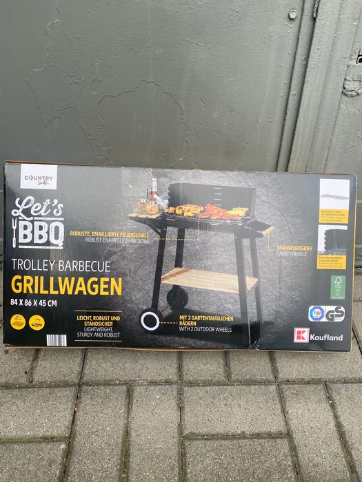Grill ogrodowy węglowy