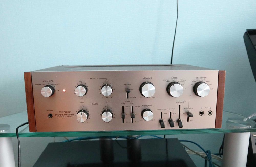 Усилитель Pioneer SA-1000 Япония 220В