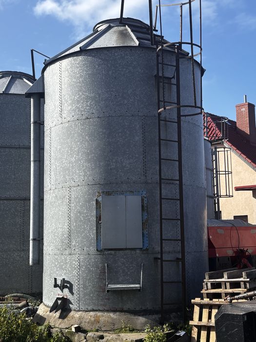 Silos Bin 60 ton 3 sztuki oraz jedna sztuka 30 ton