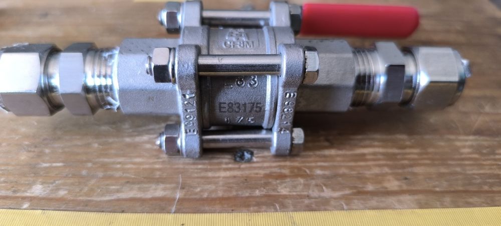 Nowy zawór kulowy nierdzewnej ,CF8M 1/2", 1000 wog, END-ARMATUREN