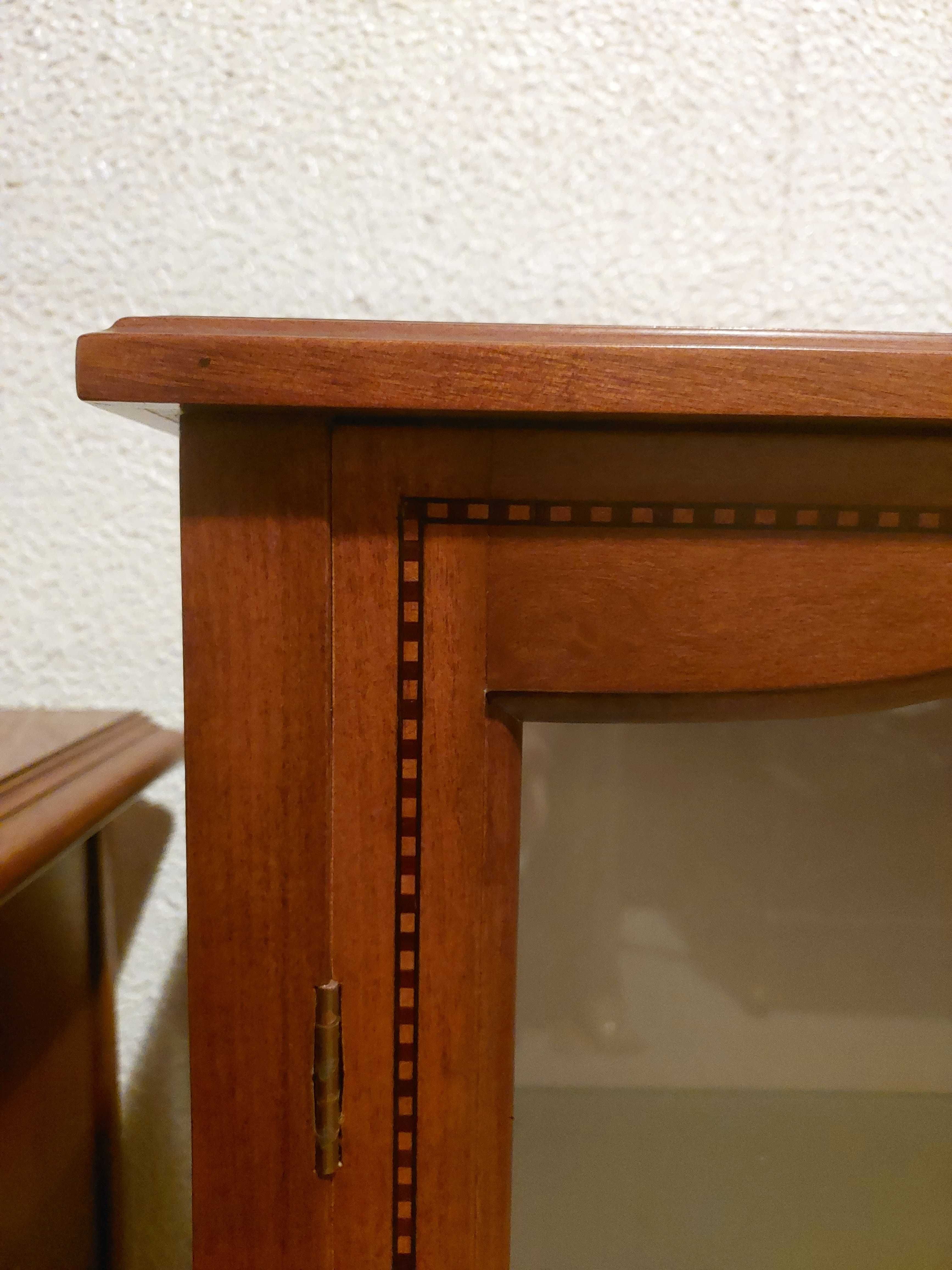 Vitrine móvel prateleira vidro madeira nobre