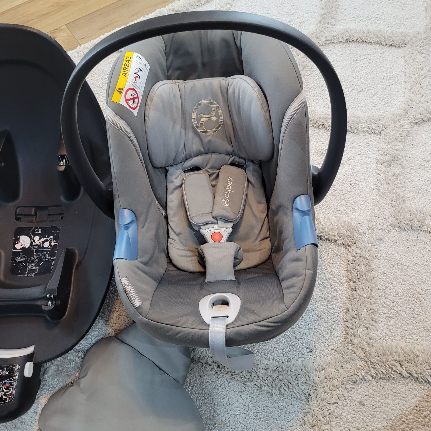 Fotelik Cybex ATON M  0-13 szary + zintegrowana baza
