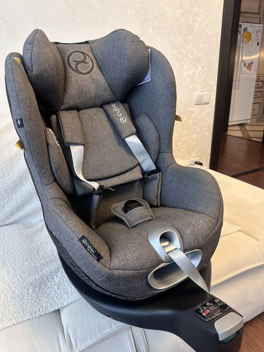Автокрісло з базою cybex sirona z i size сайбекс