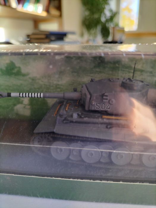 Model czołgu ,,Tiger" z serii Ultimate Tank Collection w skali 1/72