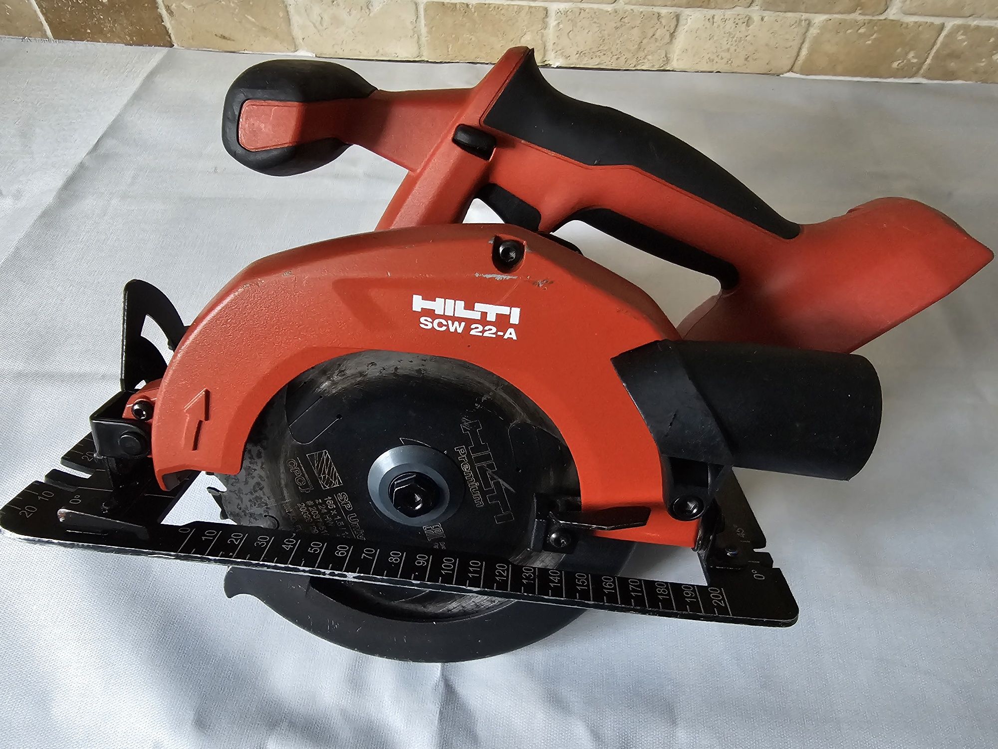 Hilti SCW 22-A akumulatorowa 22V piła tarczowa 165mm