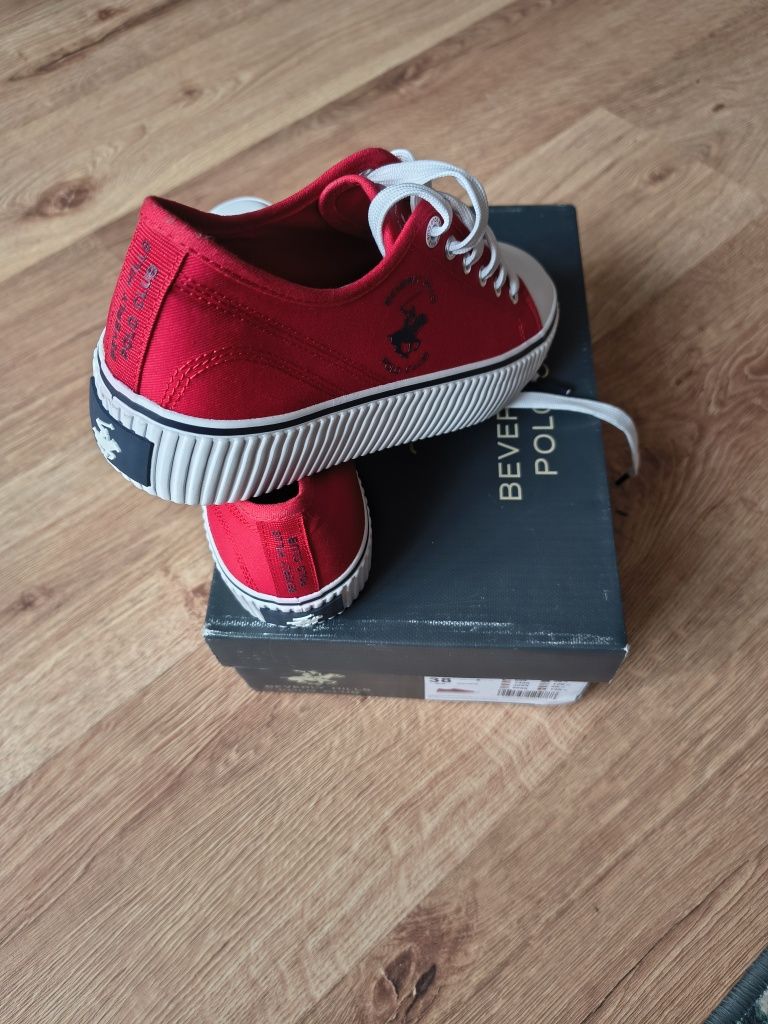 Trampki damskie czerwone