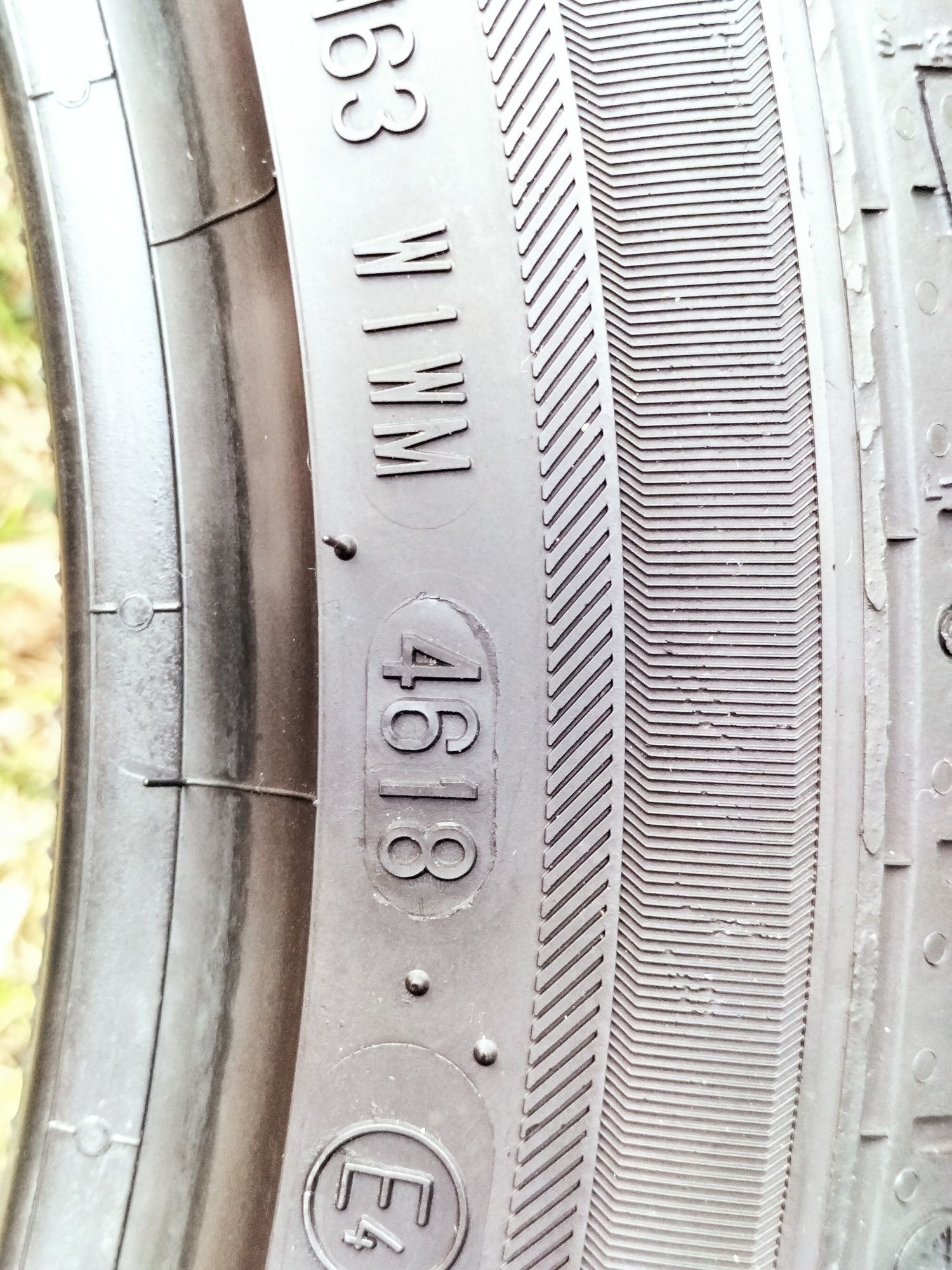 Opony letnie Barum 215/45 r17