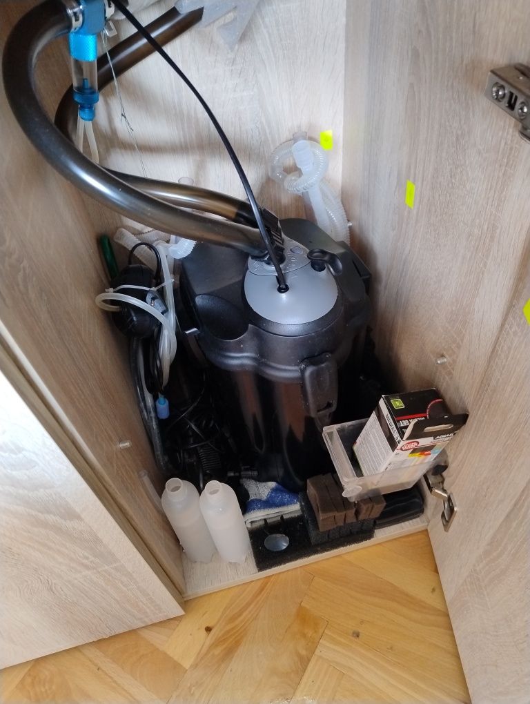 Zestaw akwarium 200 L z szafką