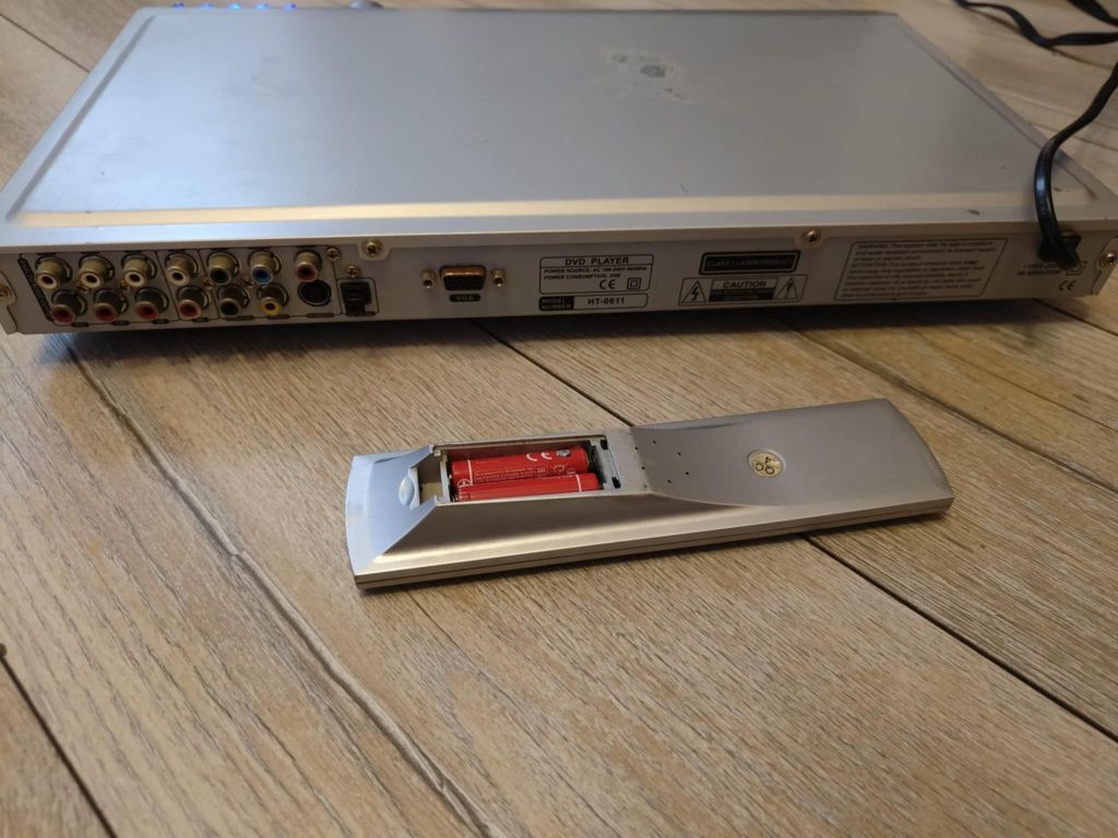 DVD  Hi-tech HT-0611