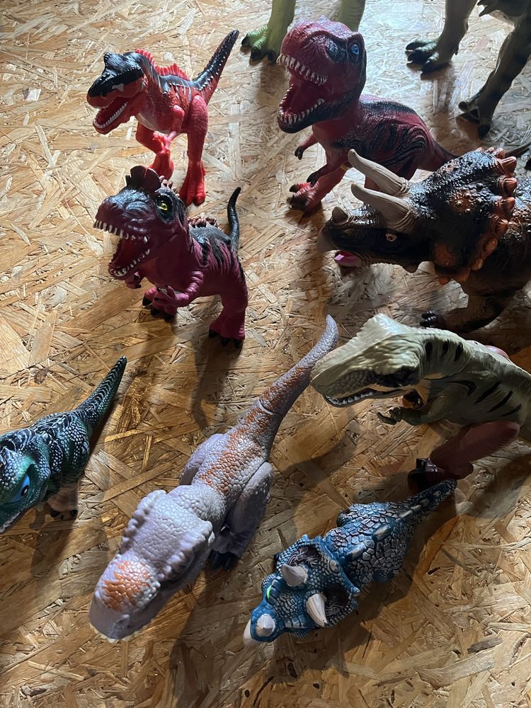 Dinozary duze i male 11 sztuk