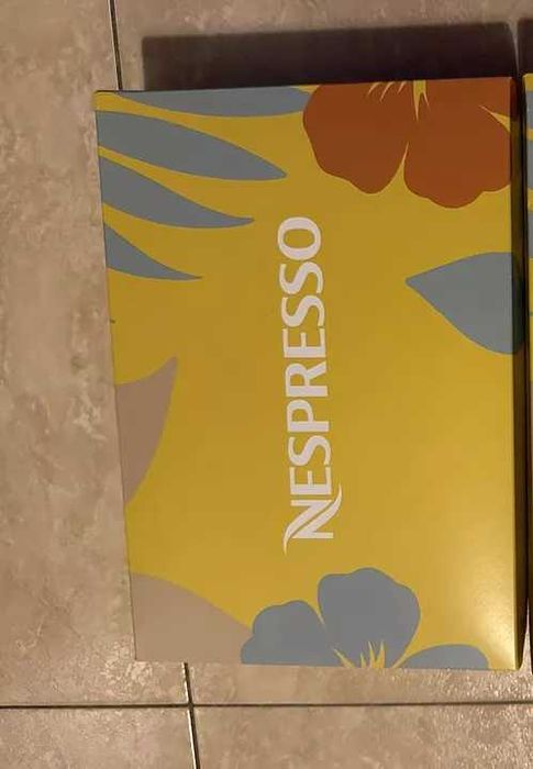 Grande Conjunto NESPRESSO Vários Artigos e Coleções NOVOS SELADOS 2