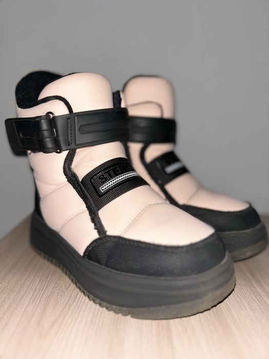 Зимові чоботи для дівчинки