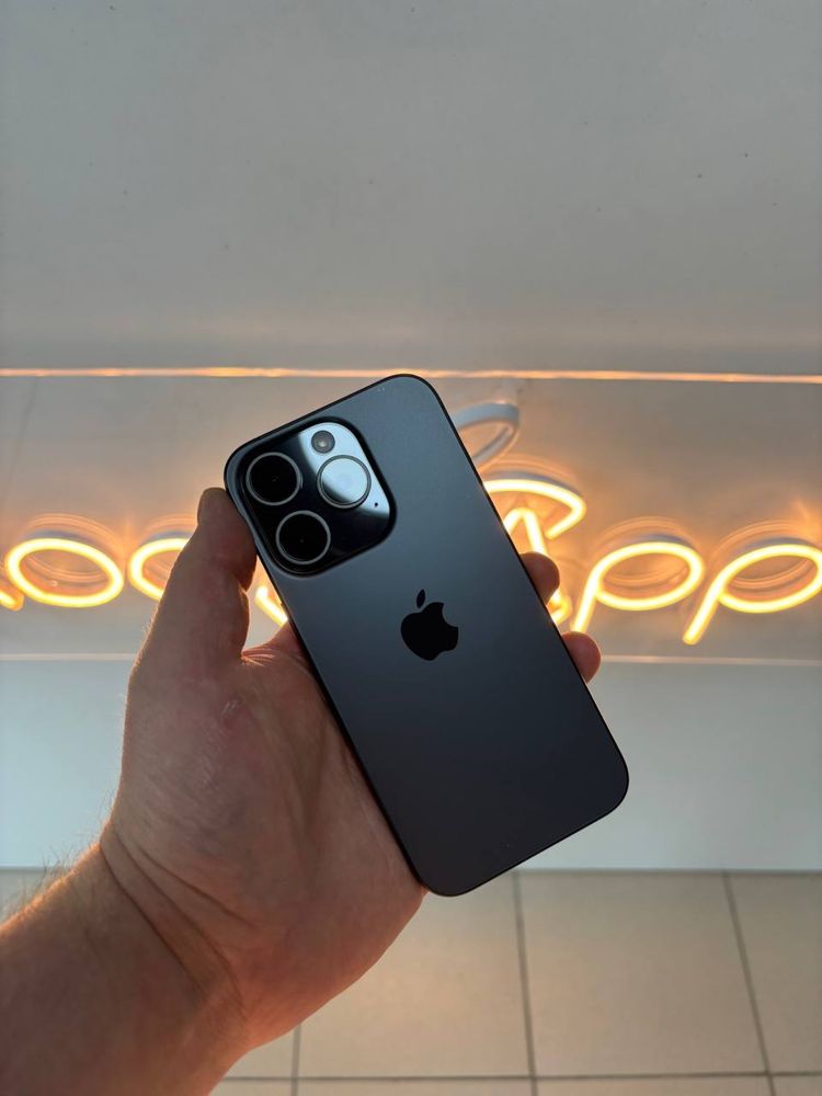 Apple iphone 15 Pro 256gb black 97% neverlock