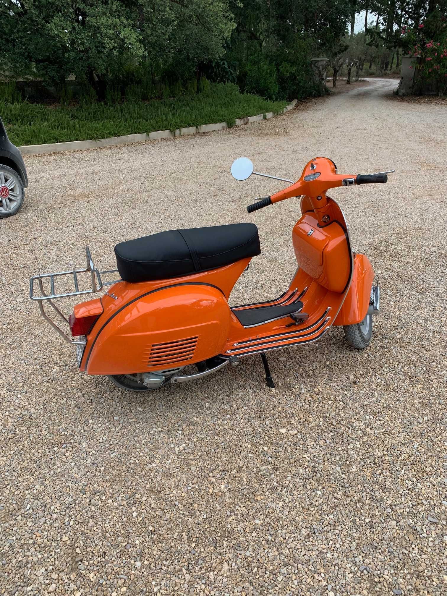 Vespa 180 Rally em excelente estado.