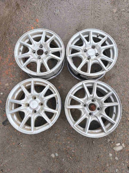 Литые диски,титаны,R13 4x98