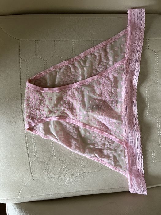 Трусы, трусики нежные, в сердечки Victoria’s secret
